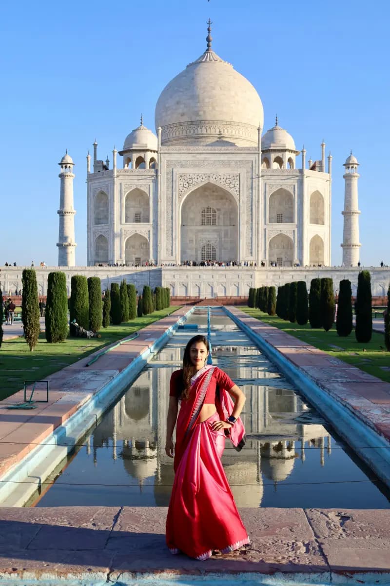Agra: Taj Mahal & Agra Fort Private Tour with Female Guide in Agra