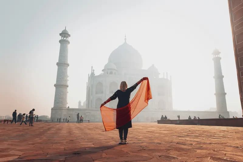 Skip-The-Line Taj Mahal Sunrise Tour With Guide in Agra