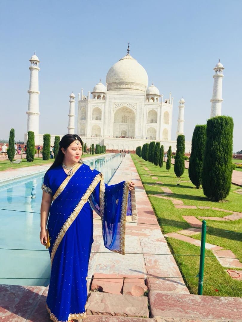 Agra: Taj Mahal Sunrise Photoshoot Tour Experience with Professional Photographer in Agra - Discover the best tours in Agra with licensed local guides. Taj Mahal sunrise tours, heritage walks, food tours & day trips.